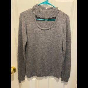 Venus gray sweater small